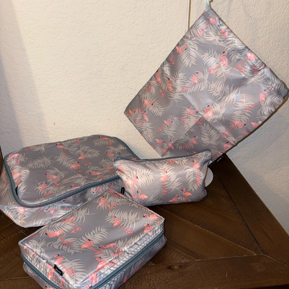 Bagail 4PC Flamingo Travel Packing Cube Set Gray Pink Organizer